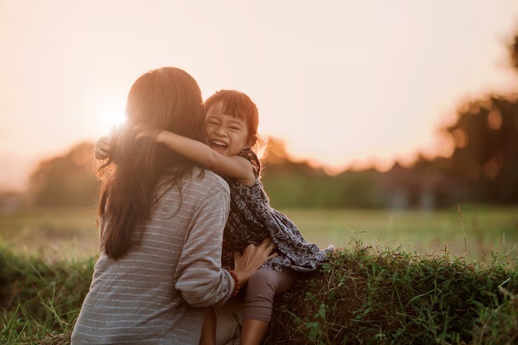 anak tidak mau mendengarkan, anak cuek saat disuruh, komunikasi efektif dengan anak, anak shut down, parenting empatik, cara berbicara dengan anak, anak sulit diarahkan